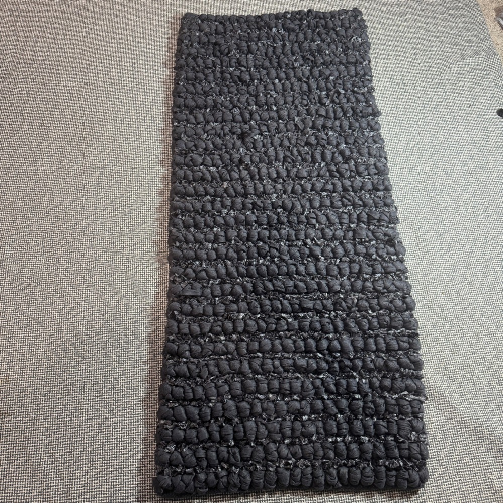 Hand Woven Charcoal Gray Knotted Rag Rug Runner 20x48 Textured Metallic Accents